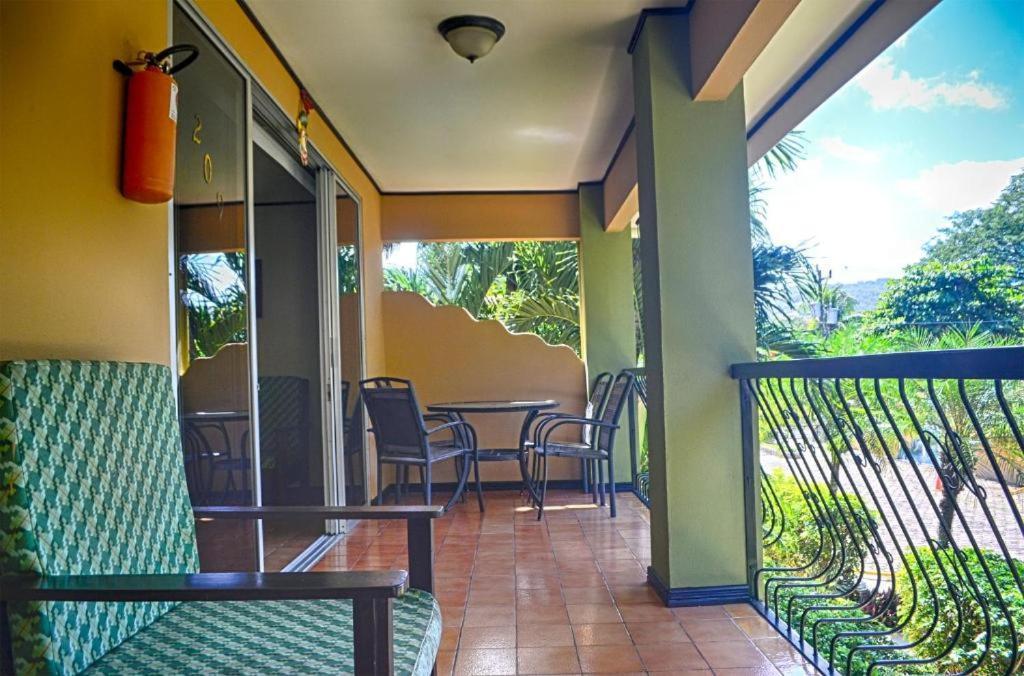 Mangaby Playa Hermosa Playa Hermosa  Exterior foto